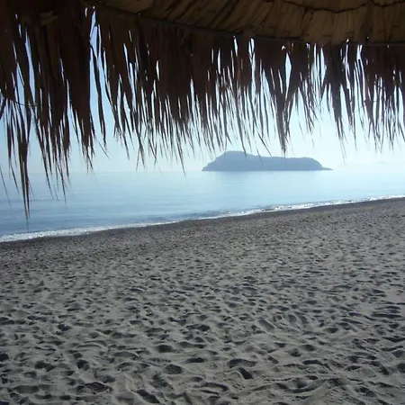 Aparthotel Panos Beach 2*